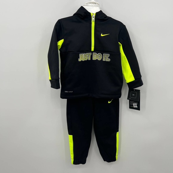 Nike Other - Nike Baby Boy's Thermal Half Zip 2 Piece Set Black/Neon Yellow Size 18M